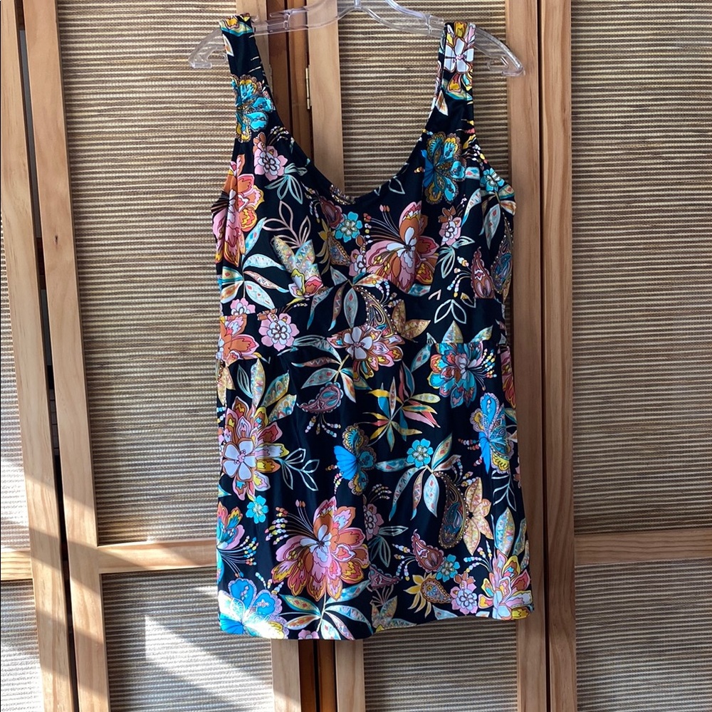 Maxine of Hollywood Floral Tankini Top - Plus Size 22W